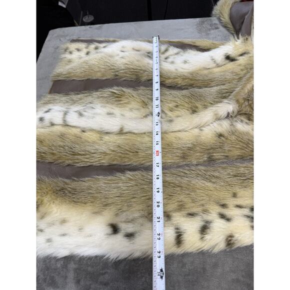 Vintage Faux Fur Short Coat Made in England Button Front Beige Brown sz L - Picture 9 of 14